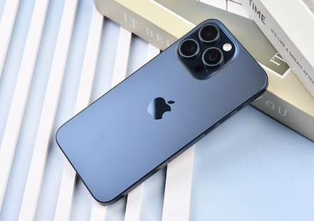 金阳苹果维修点分享iPhone 15 Pro Max屏幕更换全新实操风险 